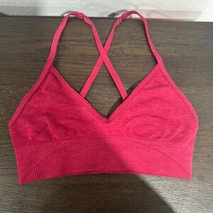 Lululemon ebb to street bra
Size 4